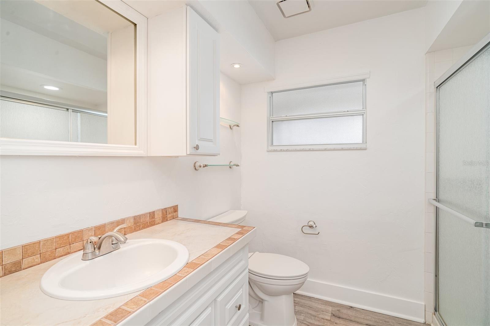 Image 22 of 31 For 2048 Berry Roberts Drive