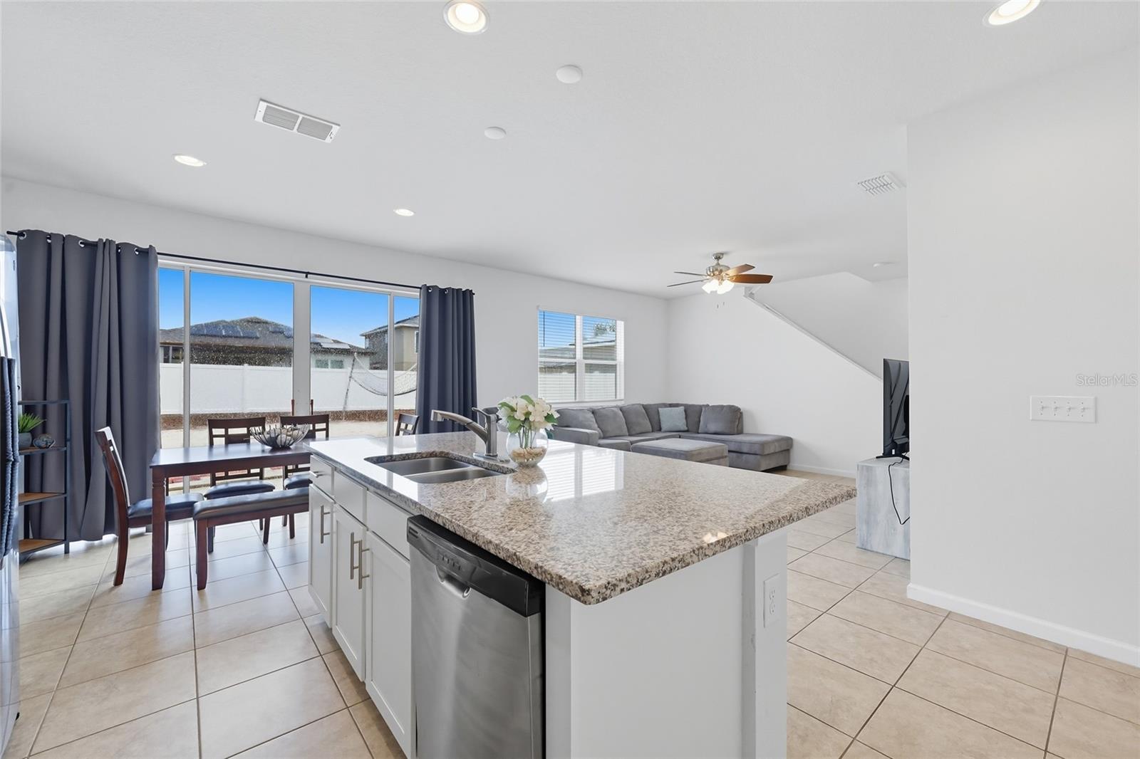 Image 12 of 33 For 938 Fallon Hills Drive