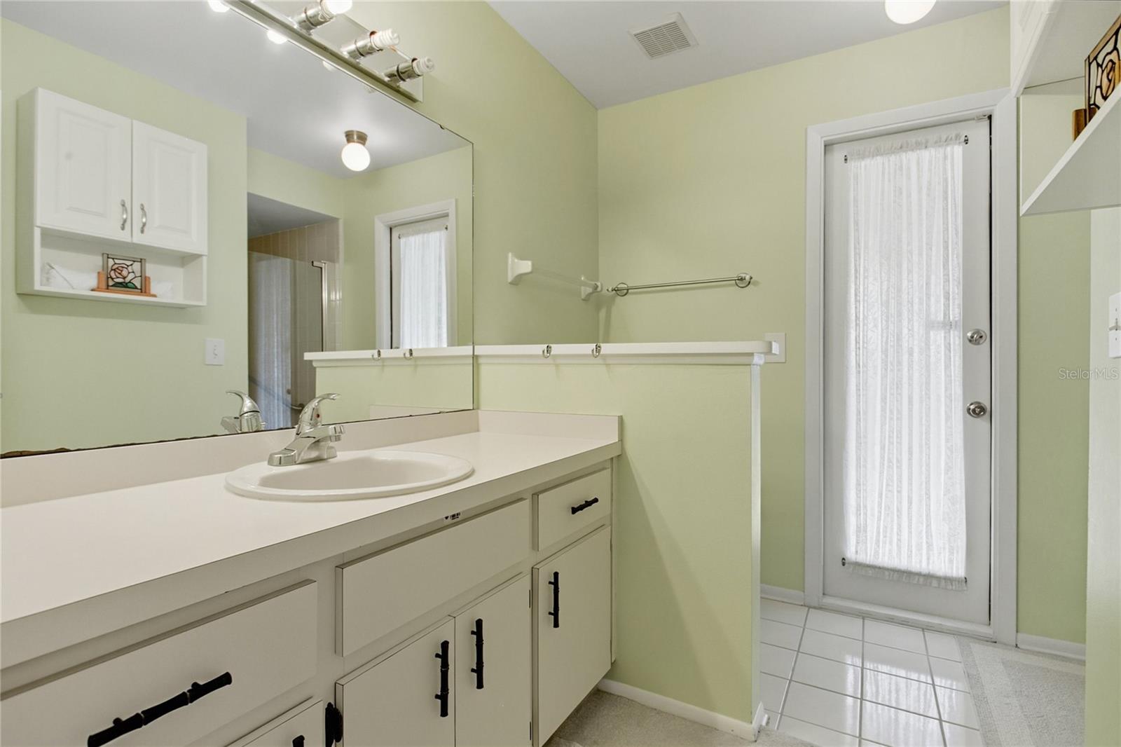 Image 17 of 38 For 4760 Saint Brides Circle