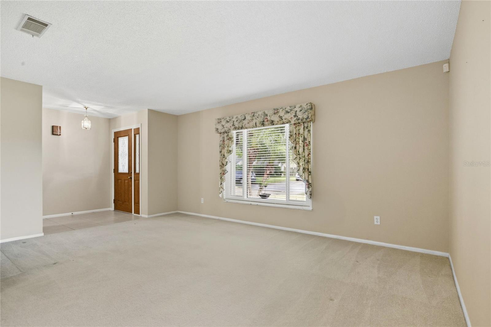 Image 3 of 38 For 4760 Saint Brides Circle