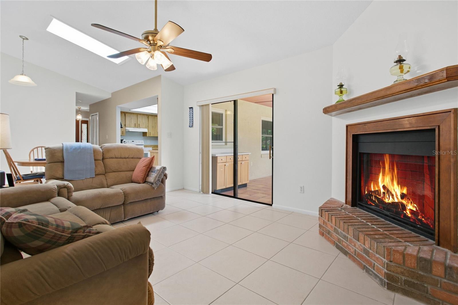 Image 5 of 38 For 4760 Saint Brides Circle