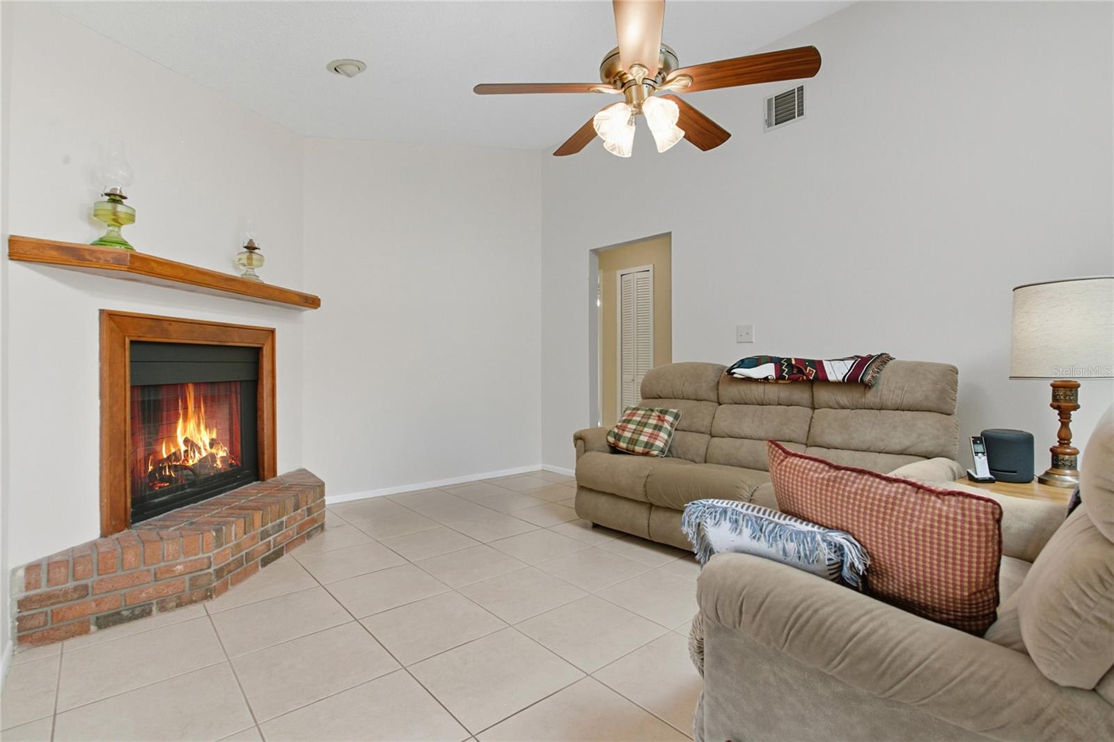 Image 6 of 38 For 4760 Saint Brides Circle