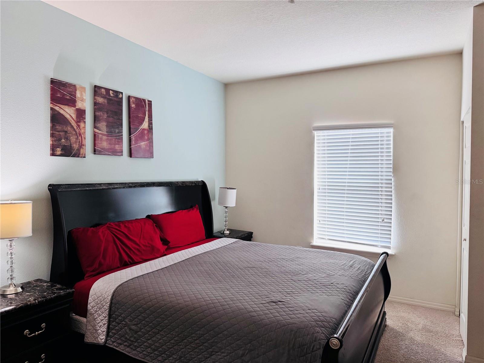 Image 7 of 9 For 8931 Shine Drive