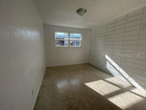 Image 14 of 15 For 423 Ridgewood Avenue