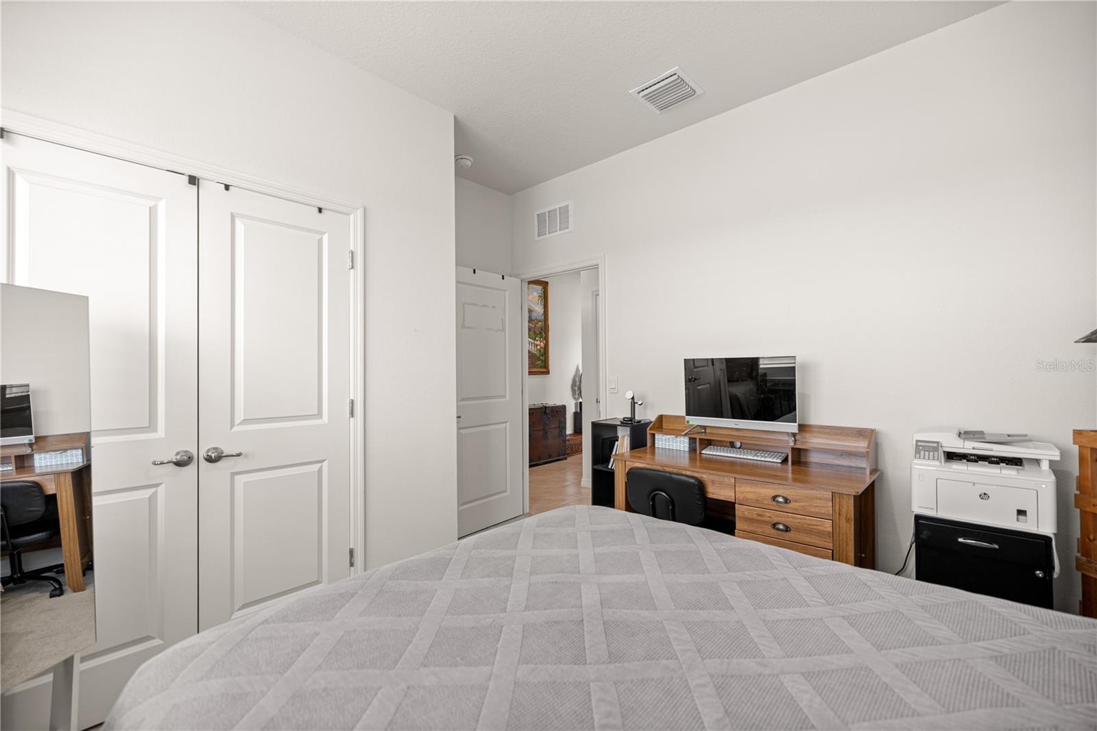 Image 17 of 29 For 6125 88th Loop