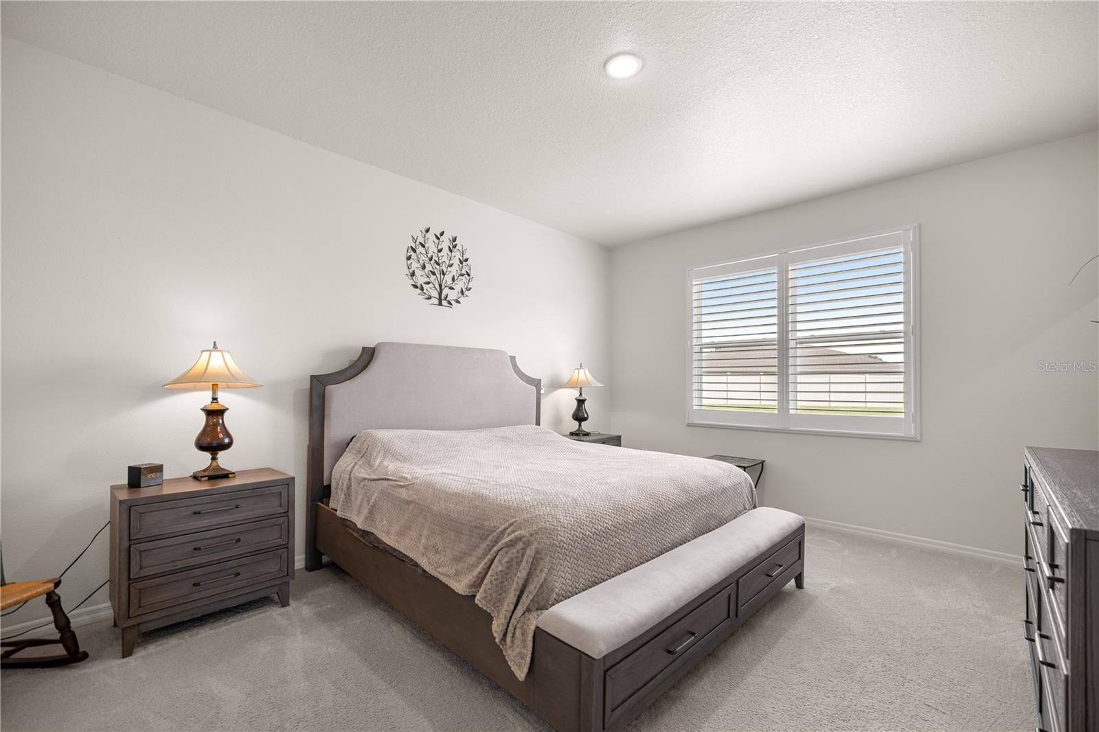 Image 19 of 29 For 6125 88th Loop