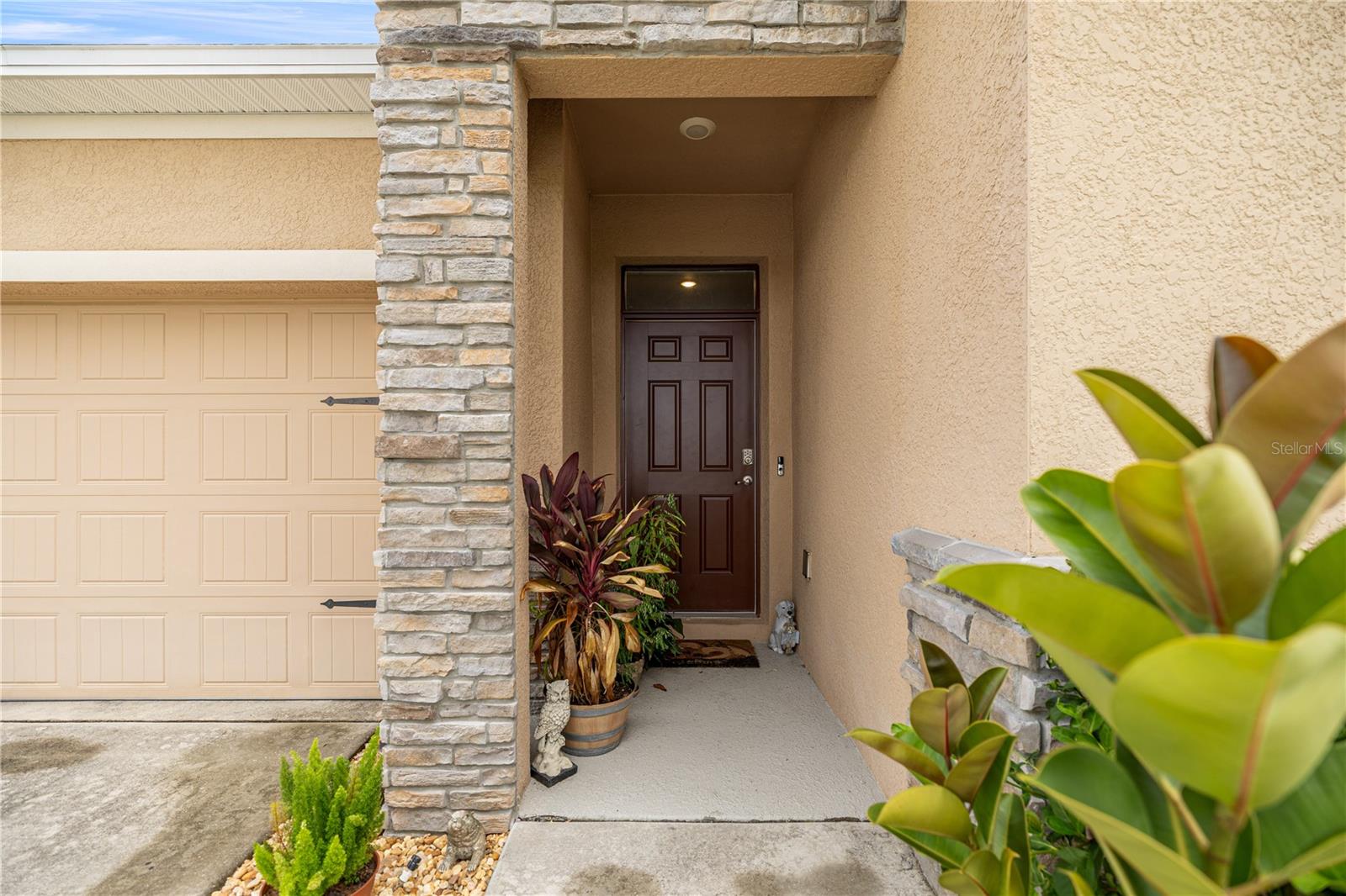 Image 6 of 29 For 6125 88th Loop