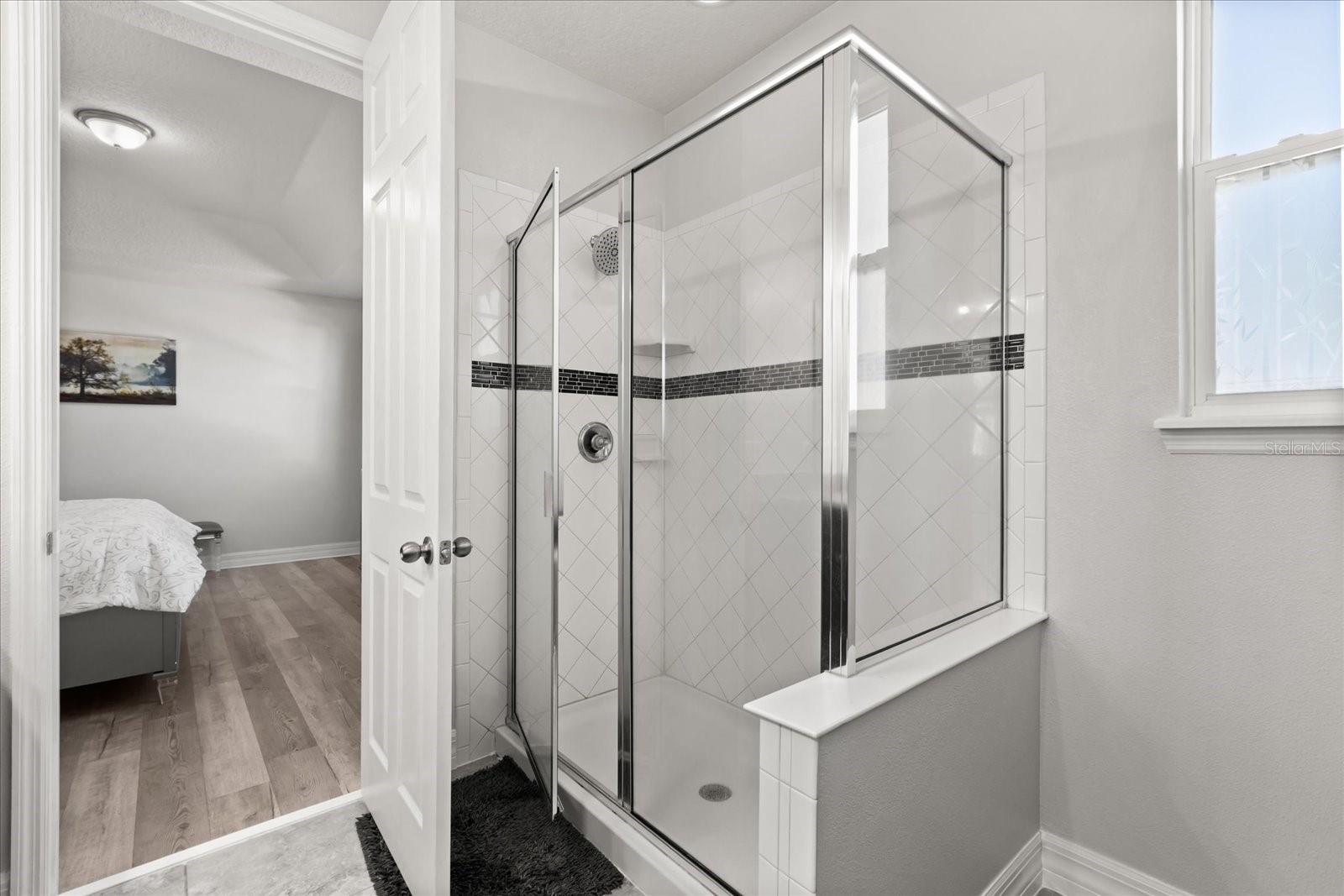 Image 17 of 29 For 2417 Chateau Loop