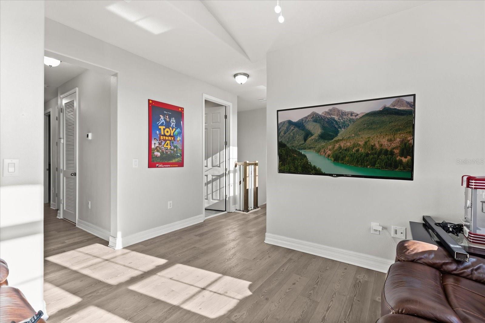 Image 19 of 29 For 2417 Chateau Loop