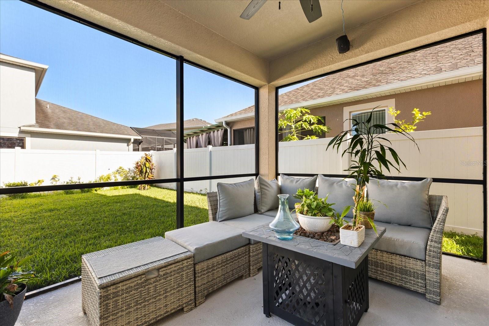 Image 23 of 29 For 2417 Chateau Loop