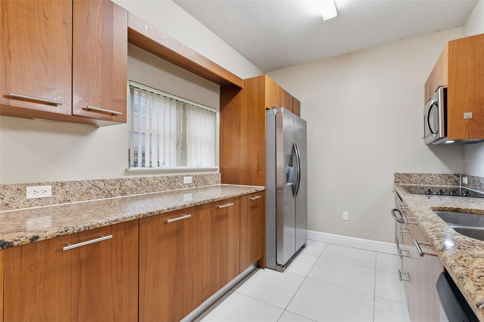 Image 12 of 49 For 18417 27th Court 18417