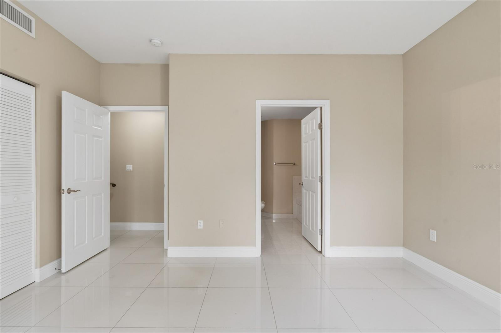 Image 24 of 49 For 18417 27th Court 18417