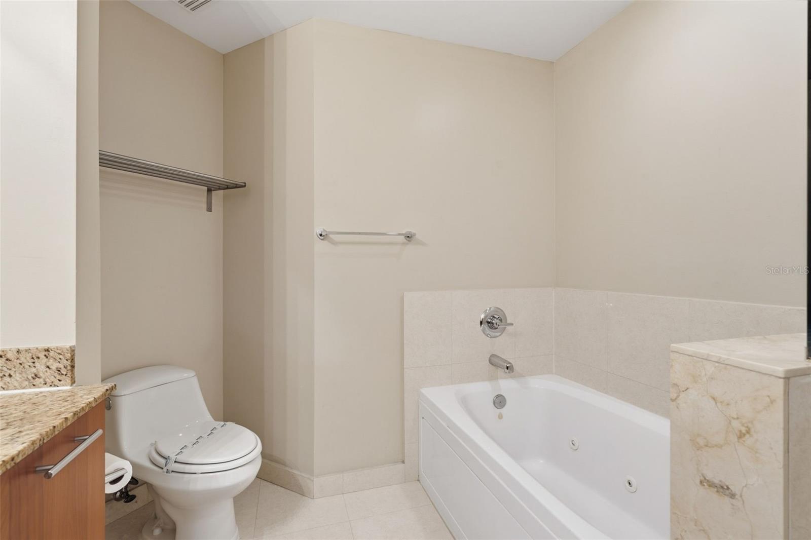 Image 28 of 49 For 18417 27th Court 18417