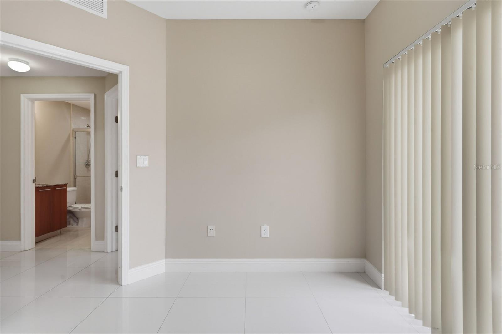Image 36 of 49 For 18417 27th Court 18417