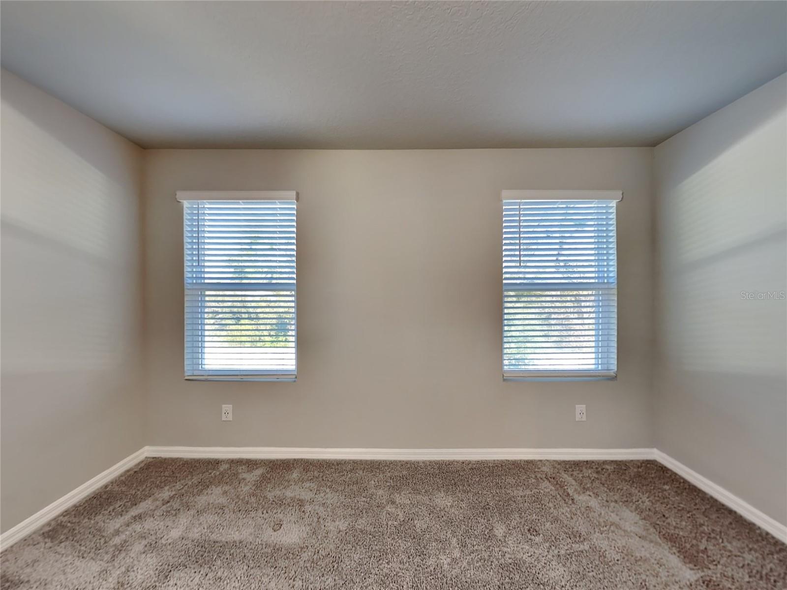 Image 7 of 16 For 1586 Grand Rue Drive