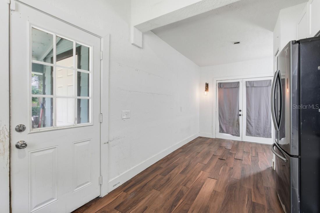 Image 11 of 23 For 711 Palmetto Avenue