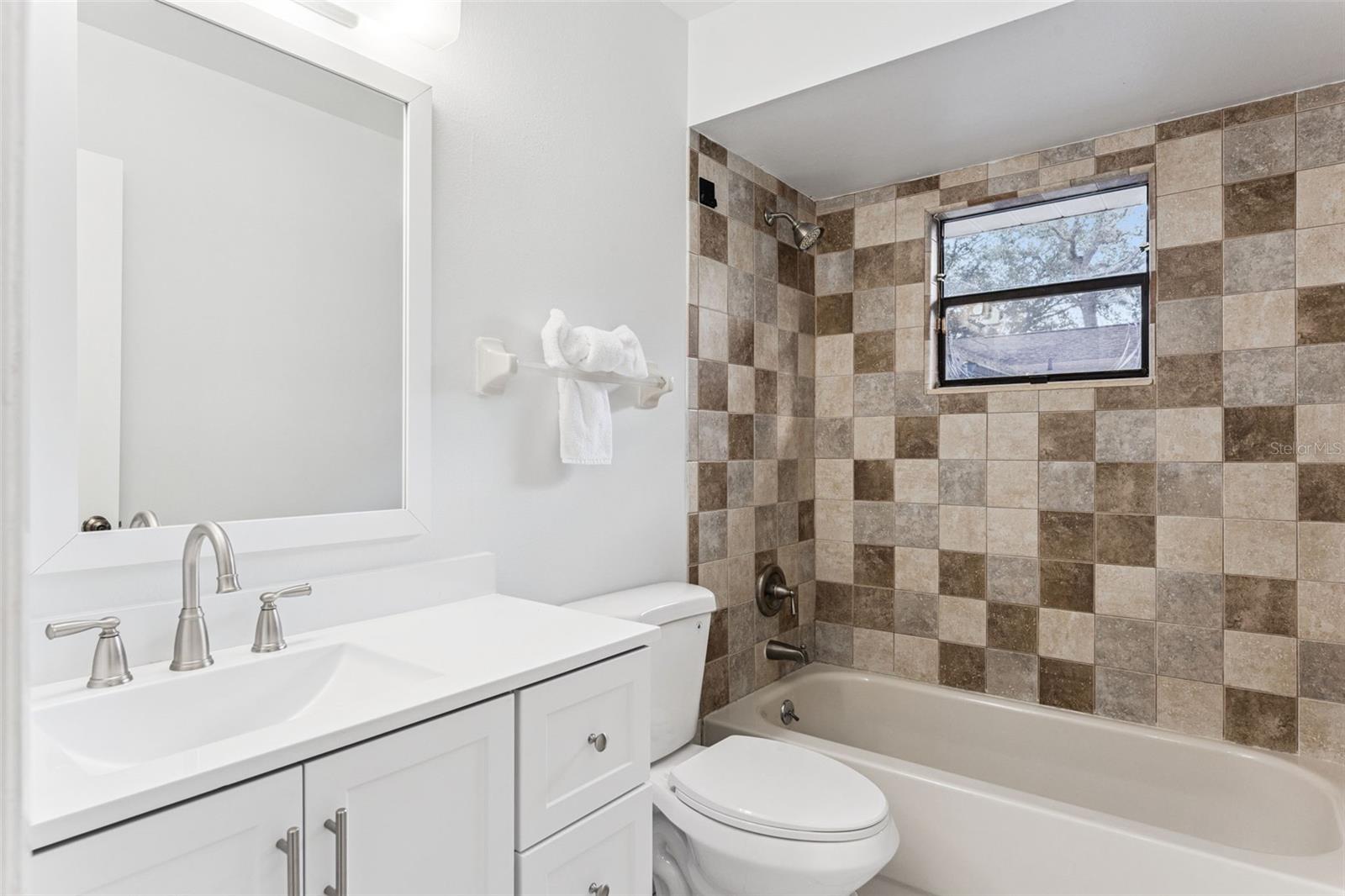 Image 24 of 32 For 1671 Spicewood Lane