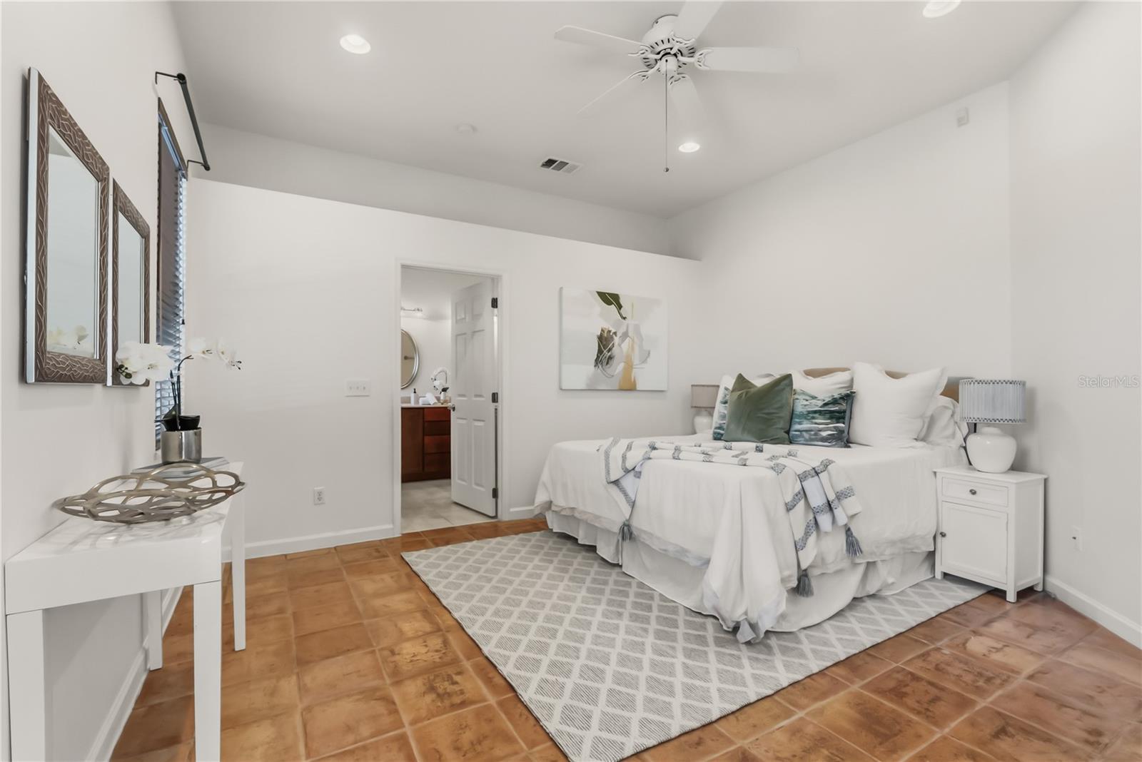 Image 11 of 29 For 1718 Kaleywood Court