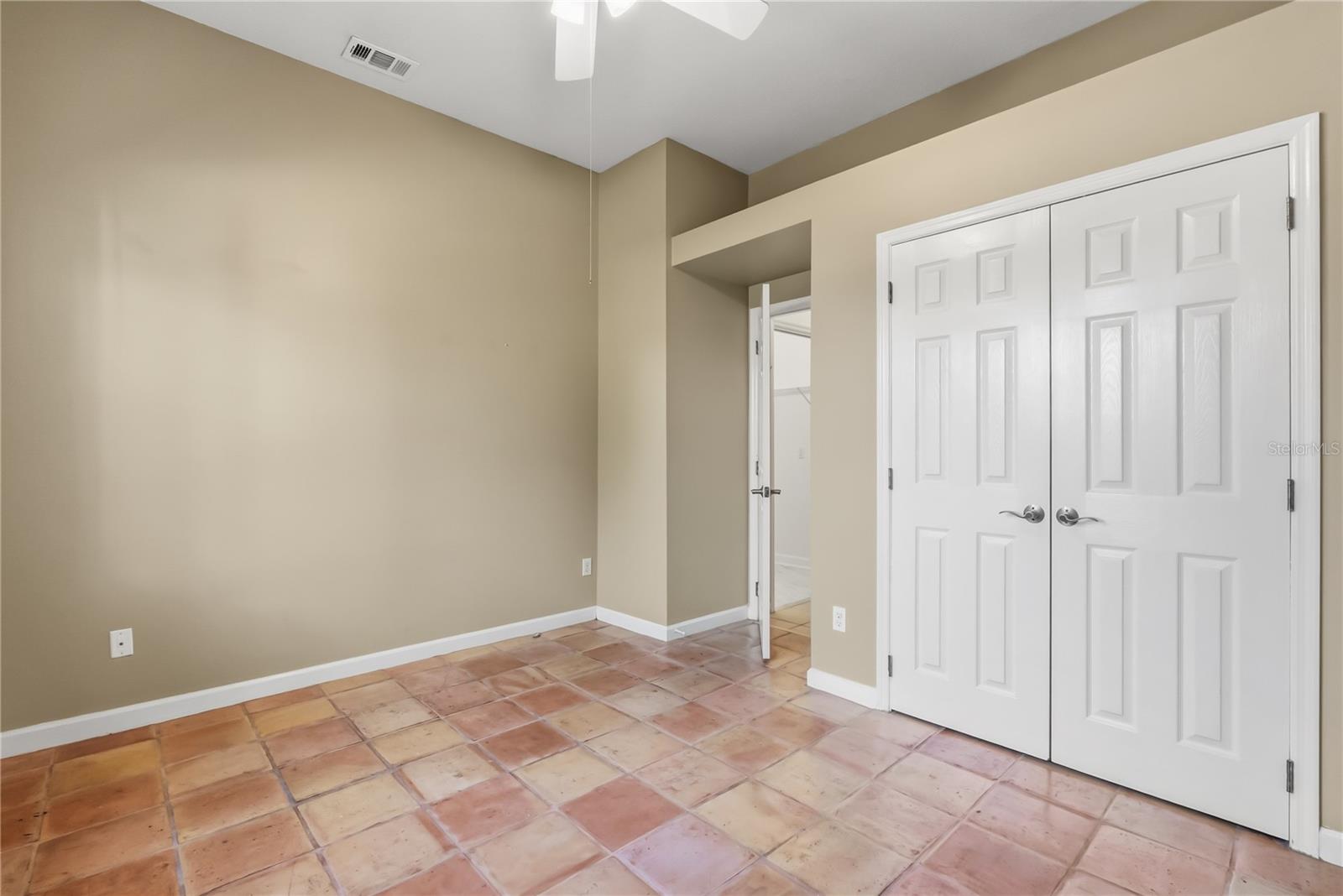 Image 16 of 29 For 1718 Kaleywood Court