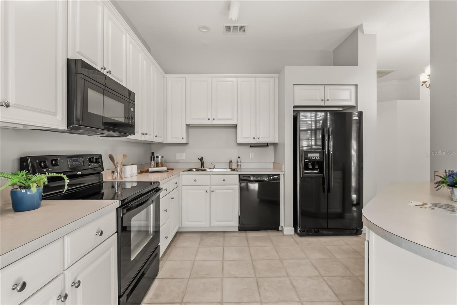 Image 6 of 29 For 1718 Kaleywood Court