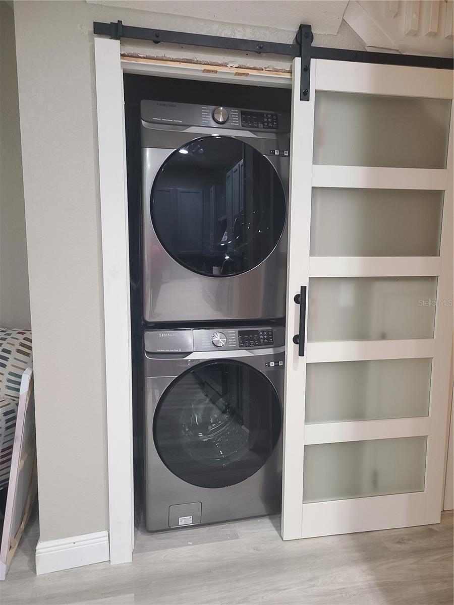 Image 12 of 30 For 2468 Caravelle Circle