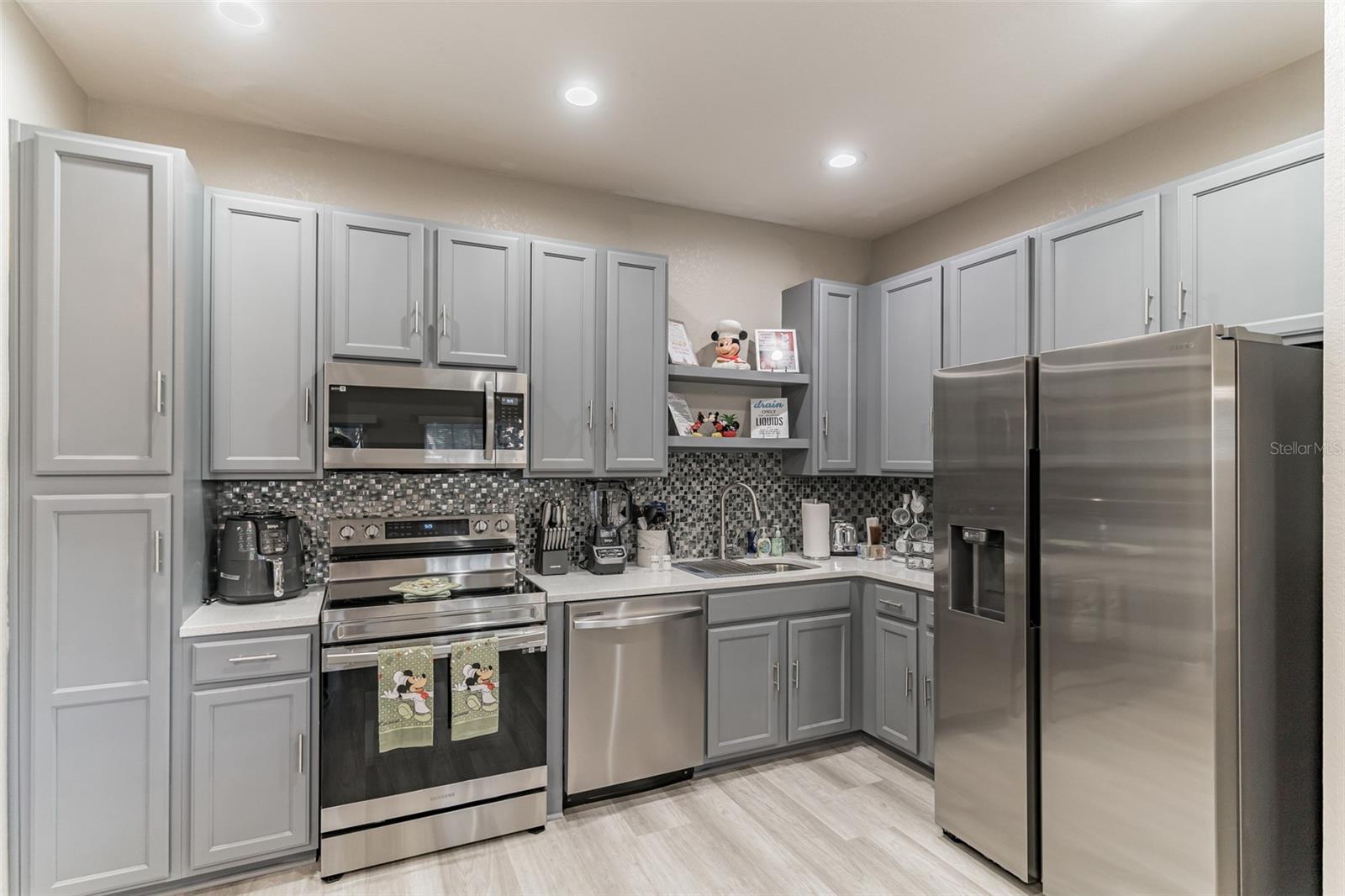 Image 5 of 30 For 2468 Caravelle Circle