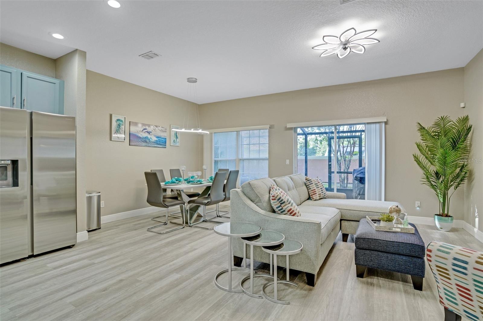 Image 6 of 30 For 2468 Caravelle Circle