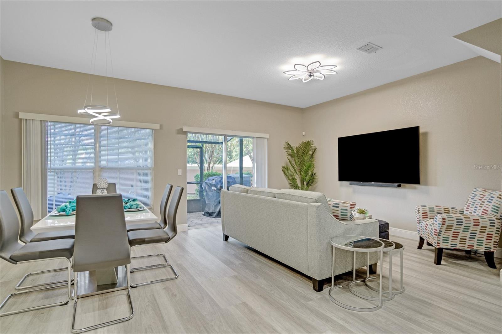 Image 9 of 30 For 2468 Caravelle Circle