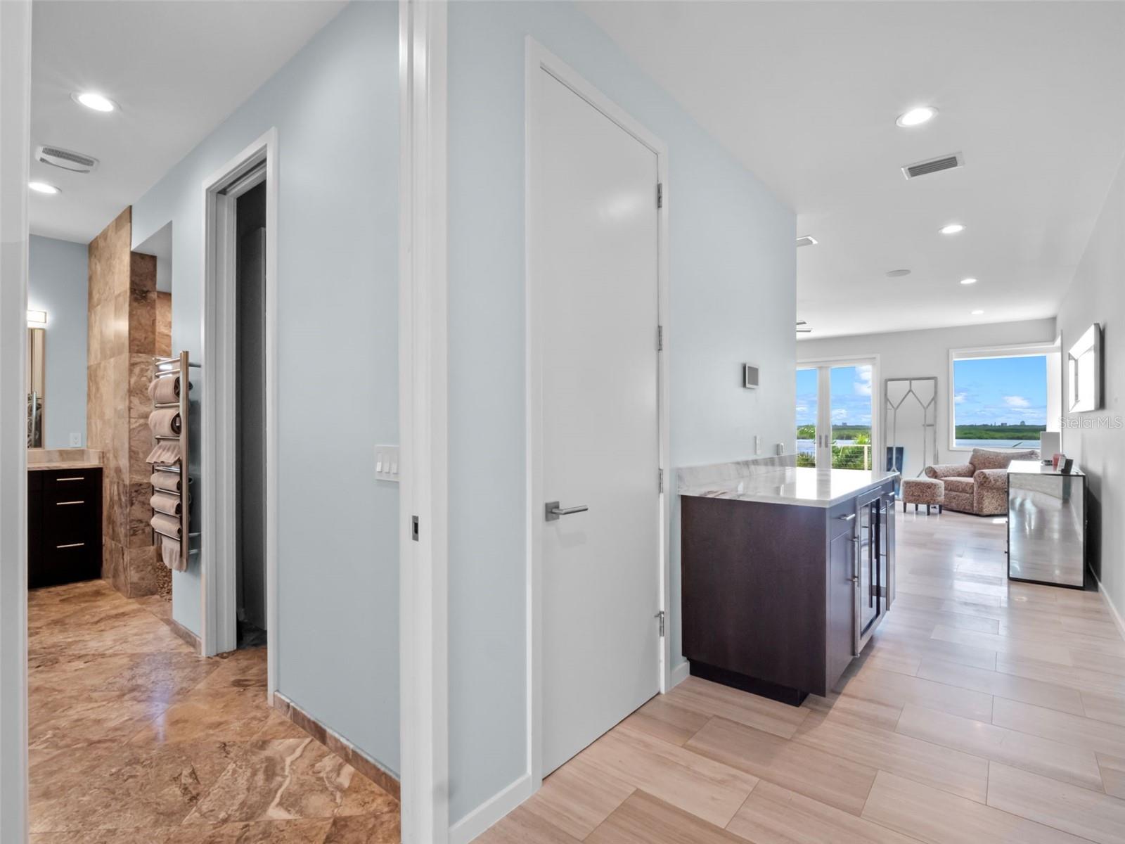 Image 42 of 82 For 1511 Riverside Drive