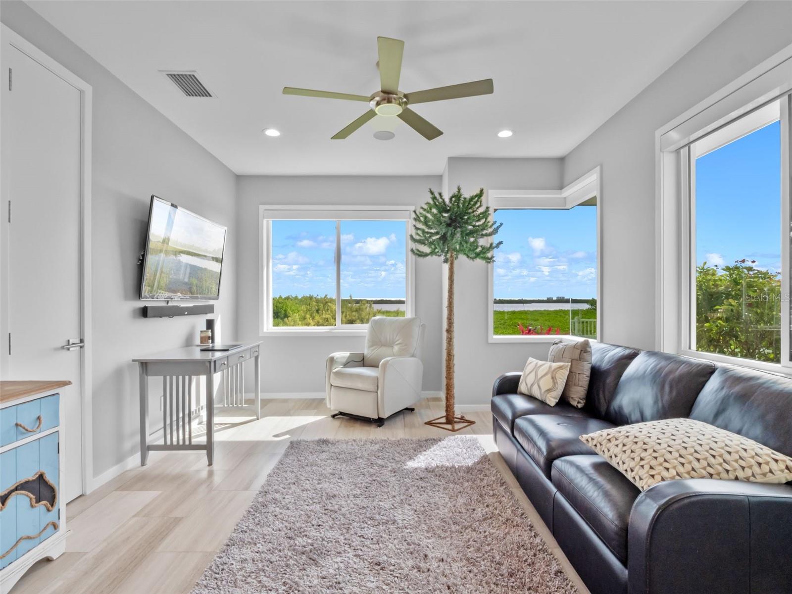 Image 65 of 82 For 1511 Riverside Drive