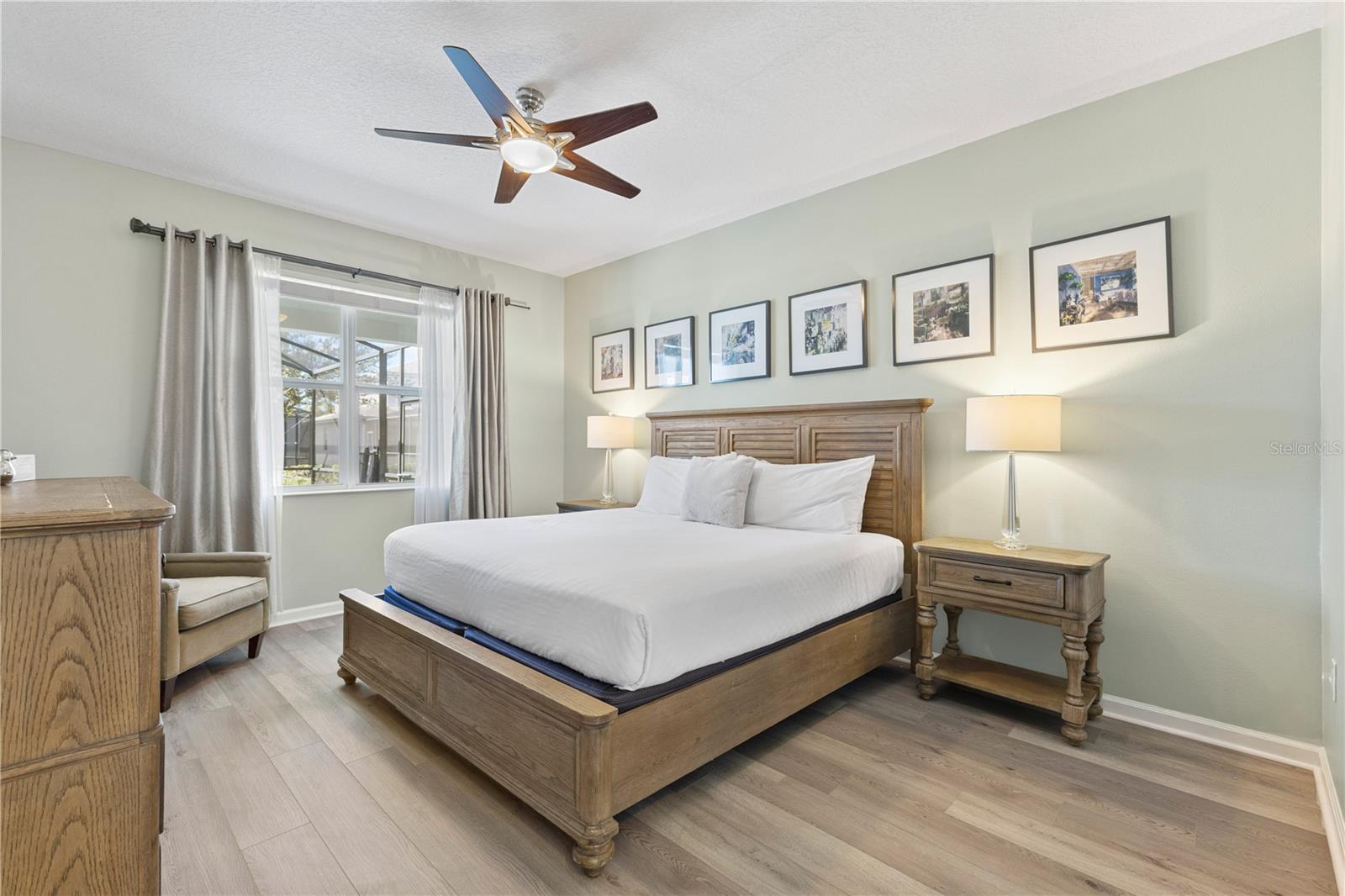 Image 17 of 49 For 2610 Calistoga Avenue