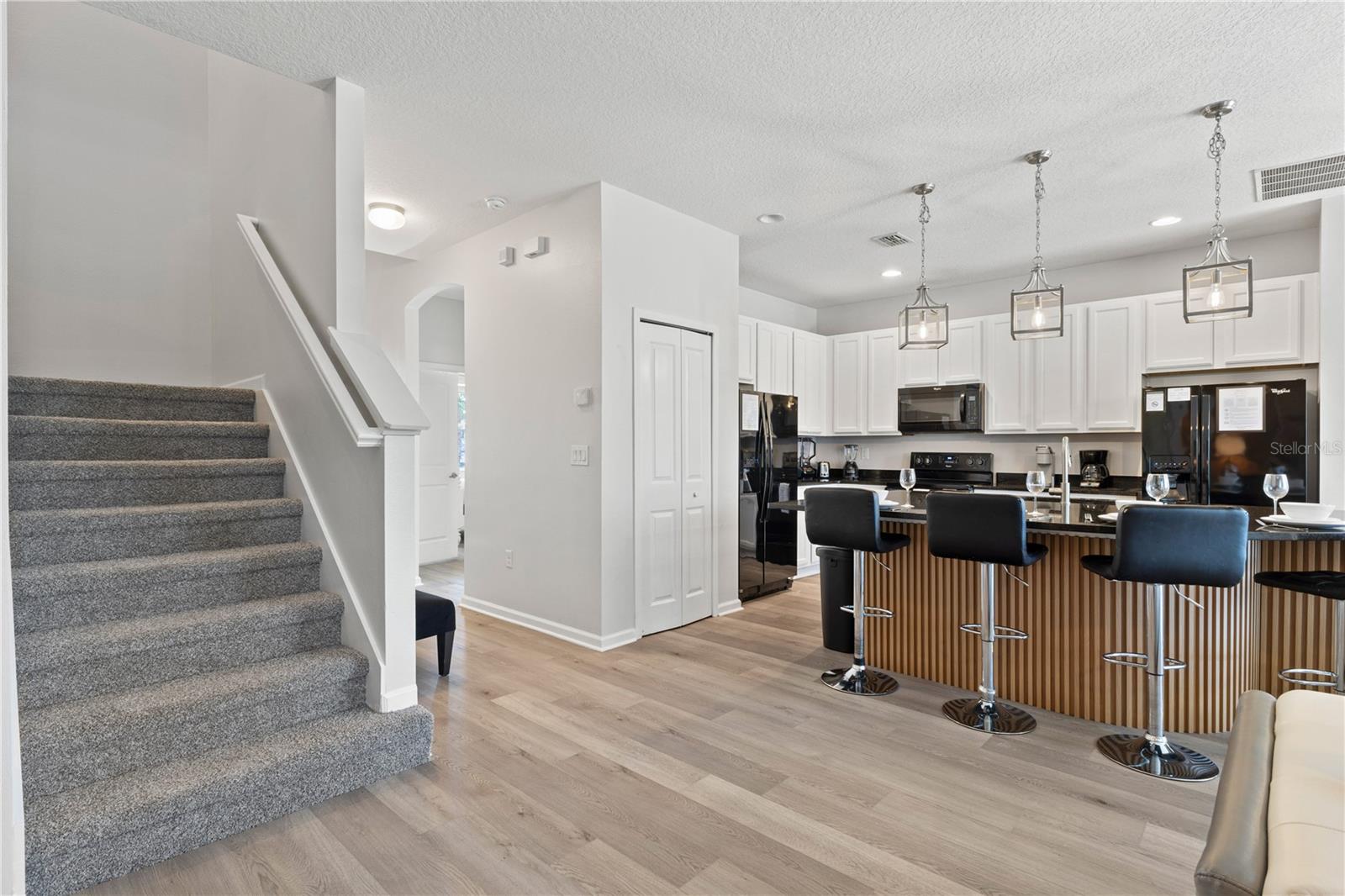 Image 19 of 49 For 2610 Calistoga Avenue