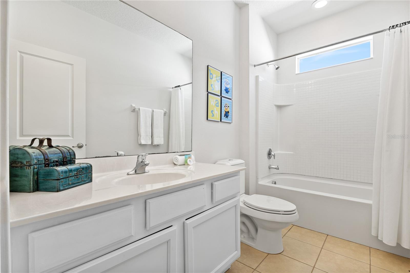 Image 23 of 49 For 2610 Calistoga Avenue