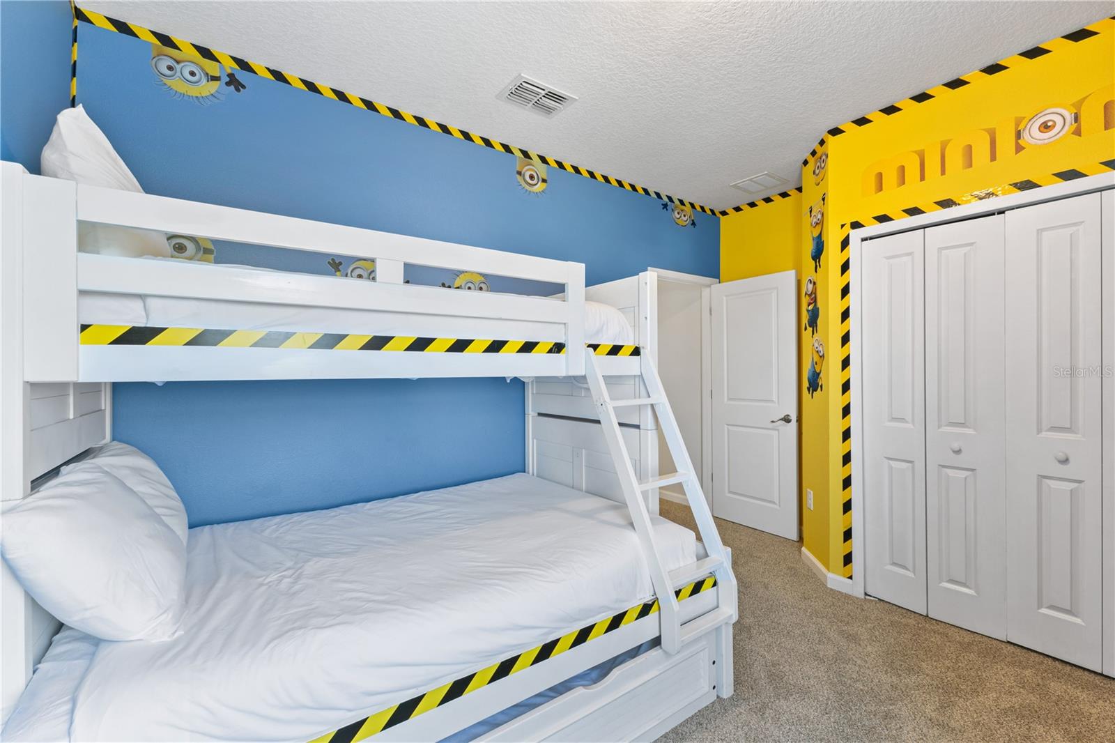 Image 25 of 49 For 2610 Calistoga Avenue