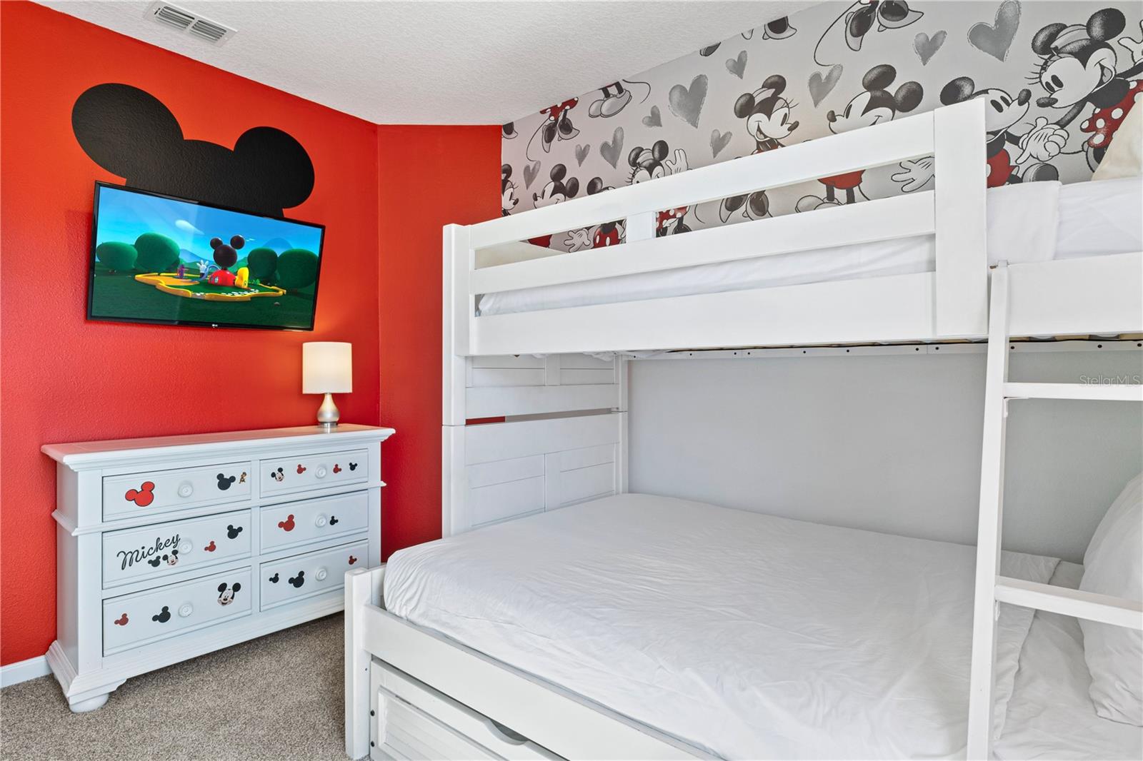 Image 33 of 49 For 2610 Calistoga Avenue