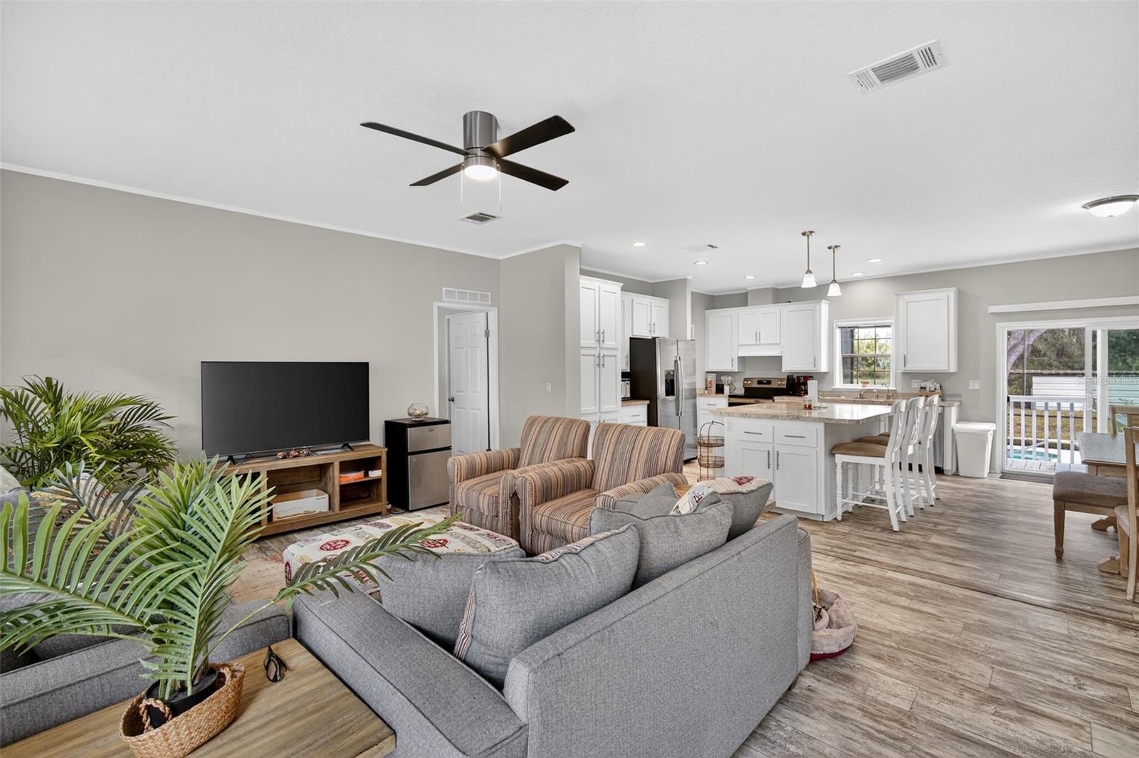 Image 11 of 30 For 12706 Mcintosh Road