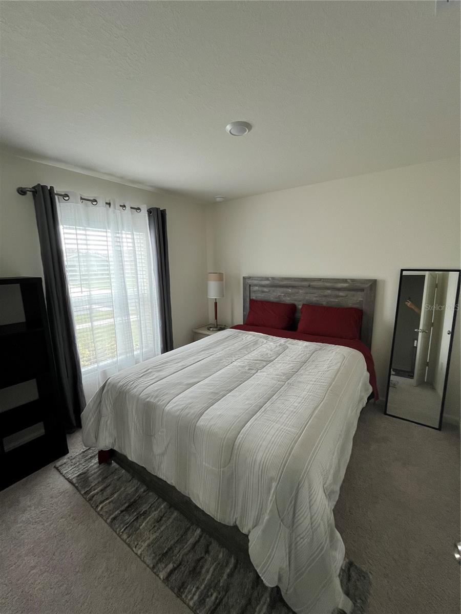 Image 9 of 12 For 1990 Iowa Drive