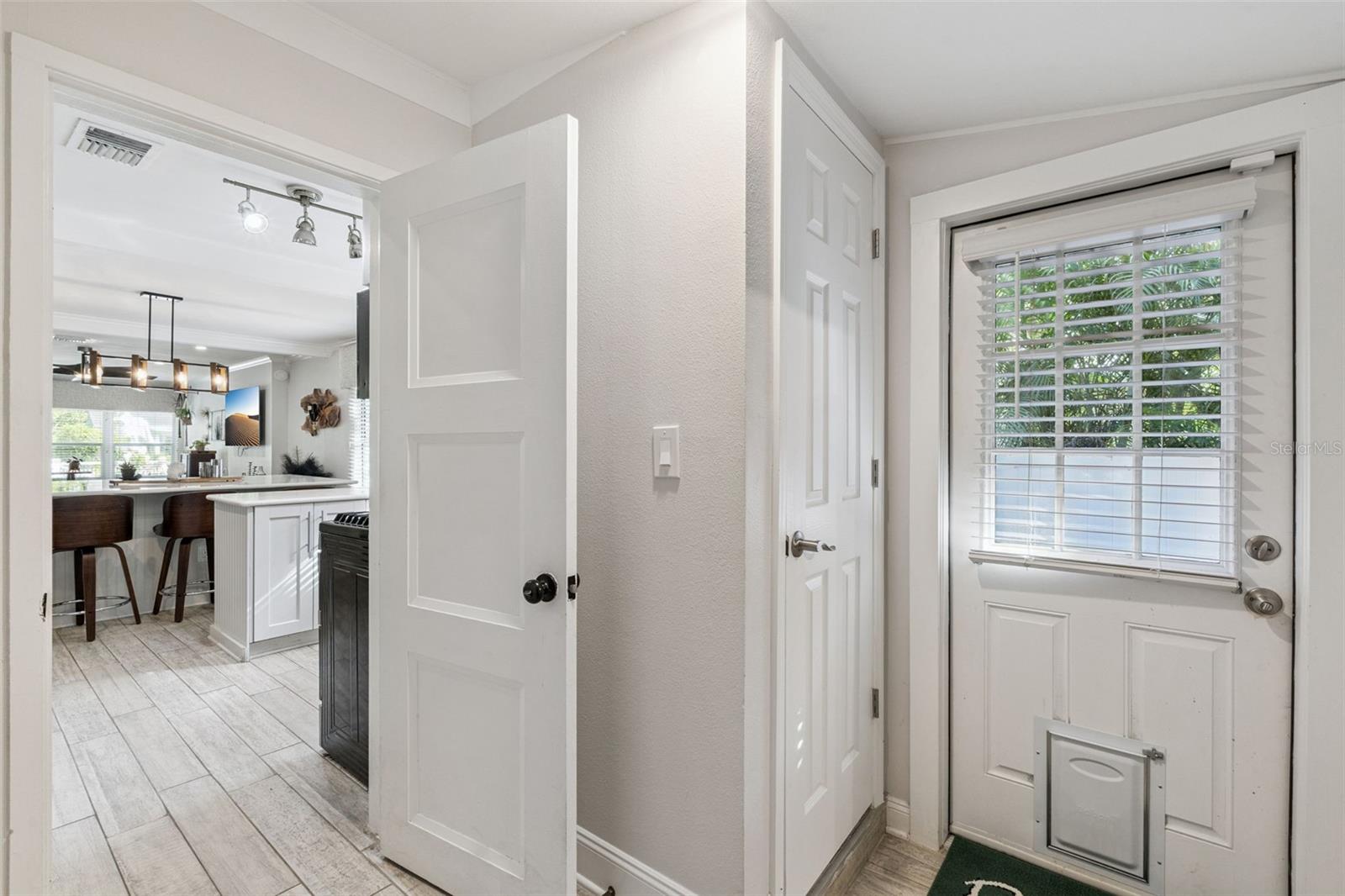 Image 32 of 42 For 1716 Garvin Street