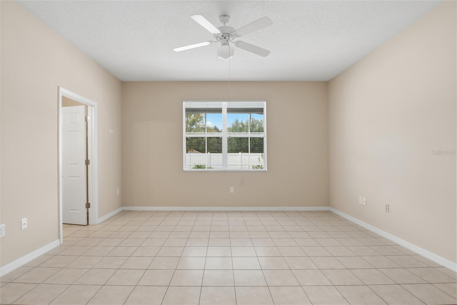 Image 13 of 51 For 2648 Grassmoor Loop