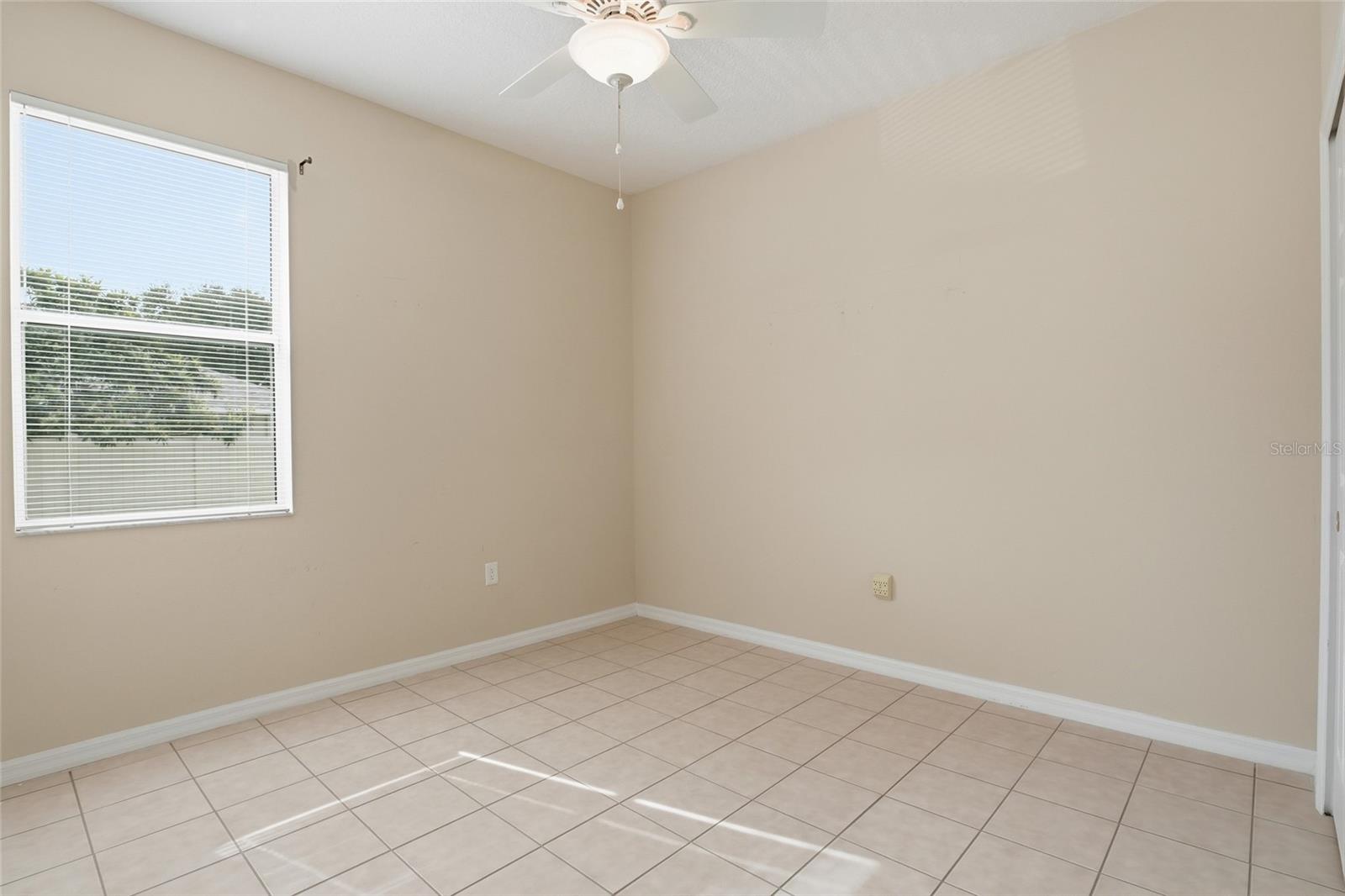 Image 18 of 51 For 2648 Grassmoor Loop