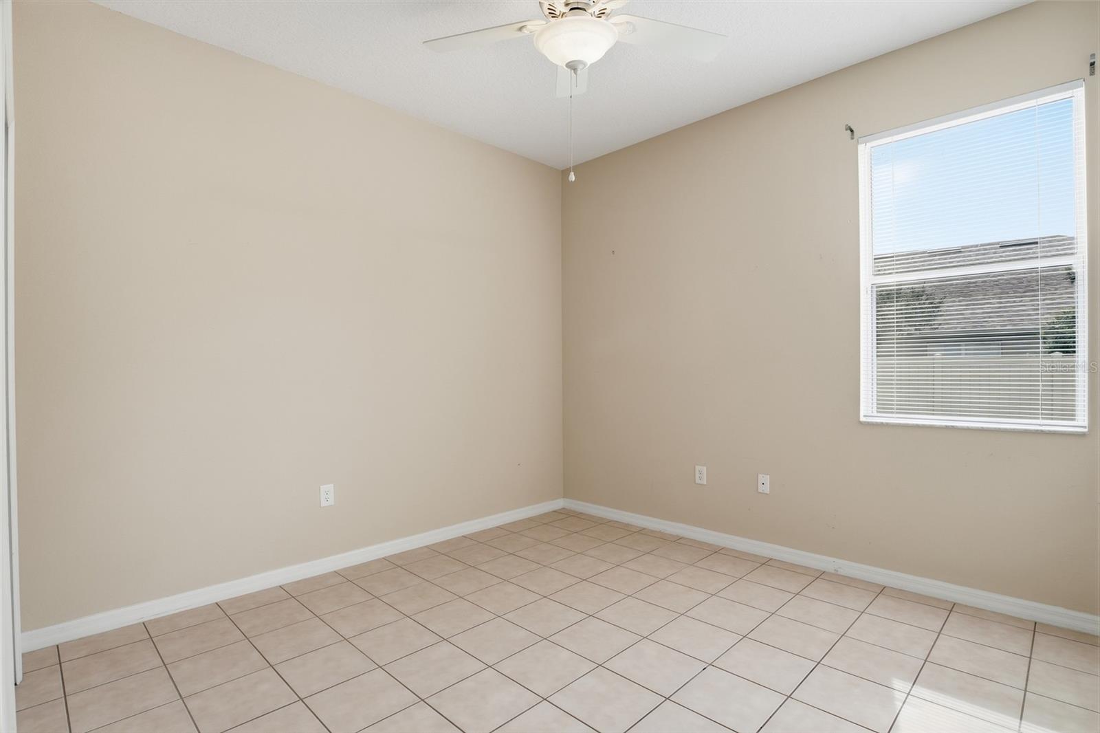 Image 19 of 51 For 2648 Grassmoor Loop