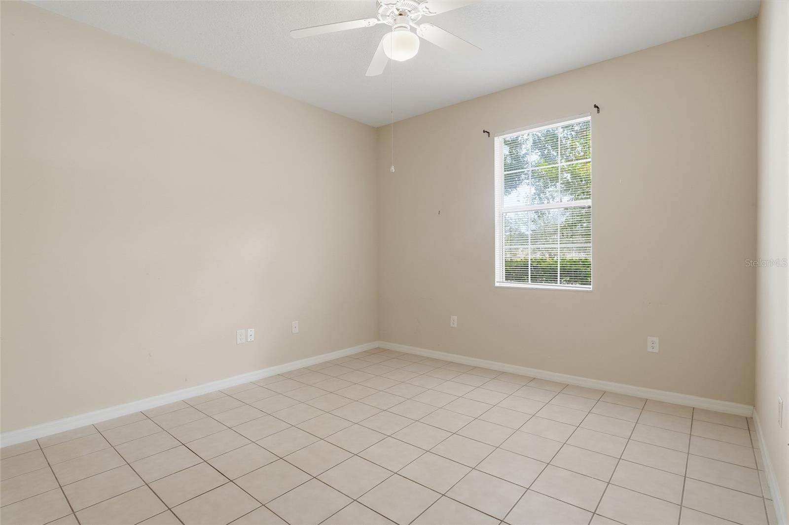 Image 21 of 51 For 2648 Grassmoor Loop