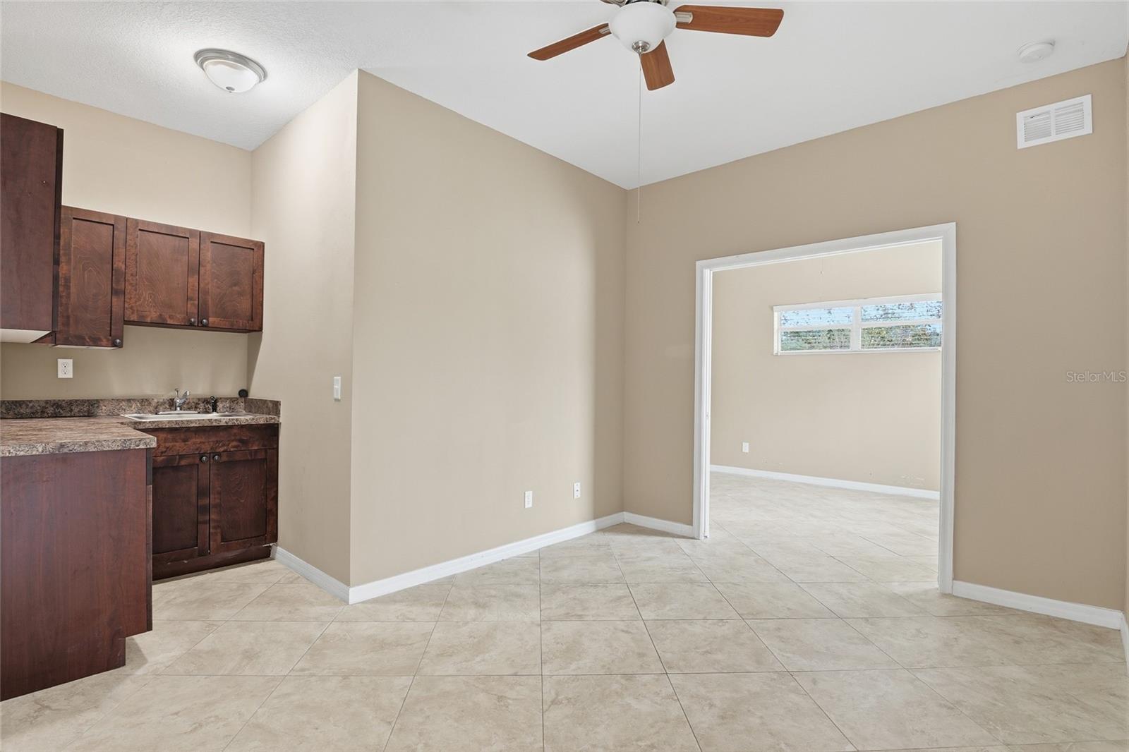 Image 22 of 51 For 2648 Grassmoor Loop