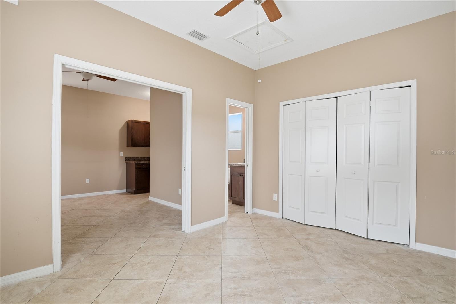 Image 23 of 51 For 2648 Grassmoor Loop