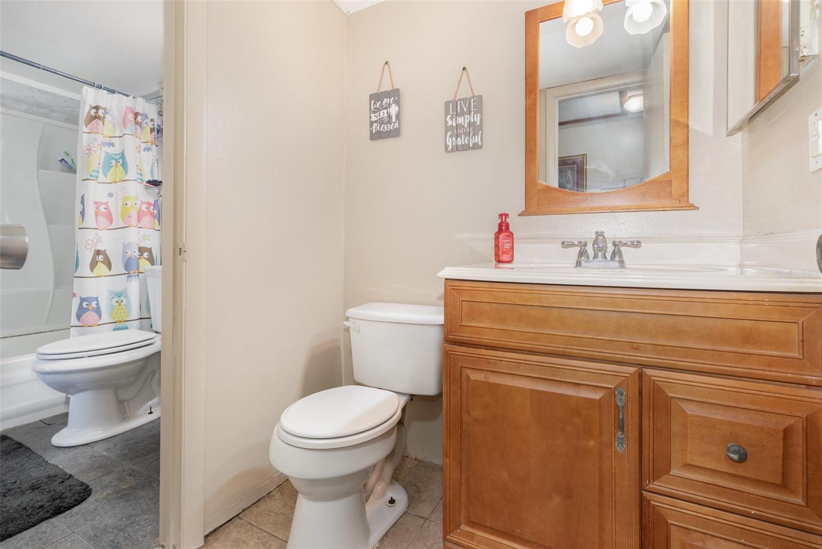 Image 16 of 26 For 6051 Village Circle Ge