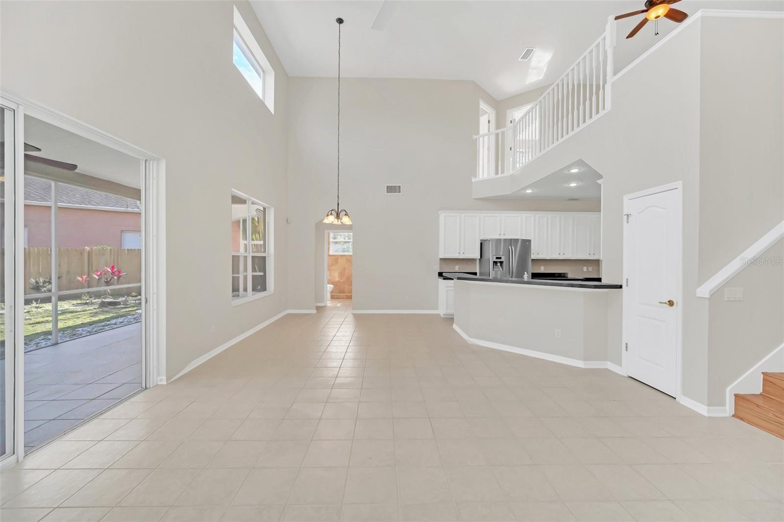 Image 10 of 45 For 10125 Foxhurst Court