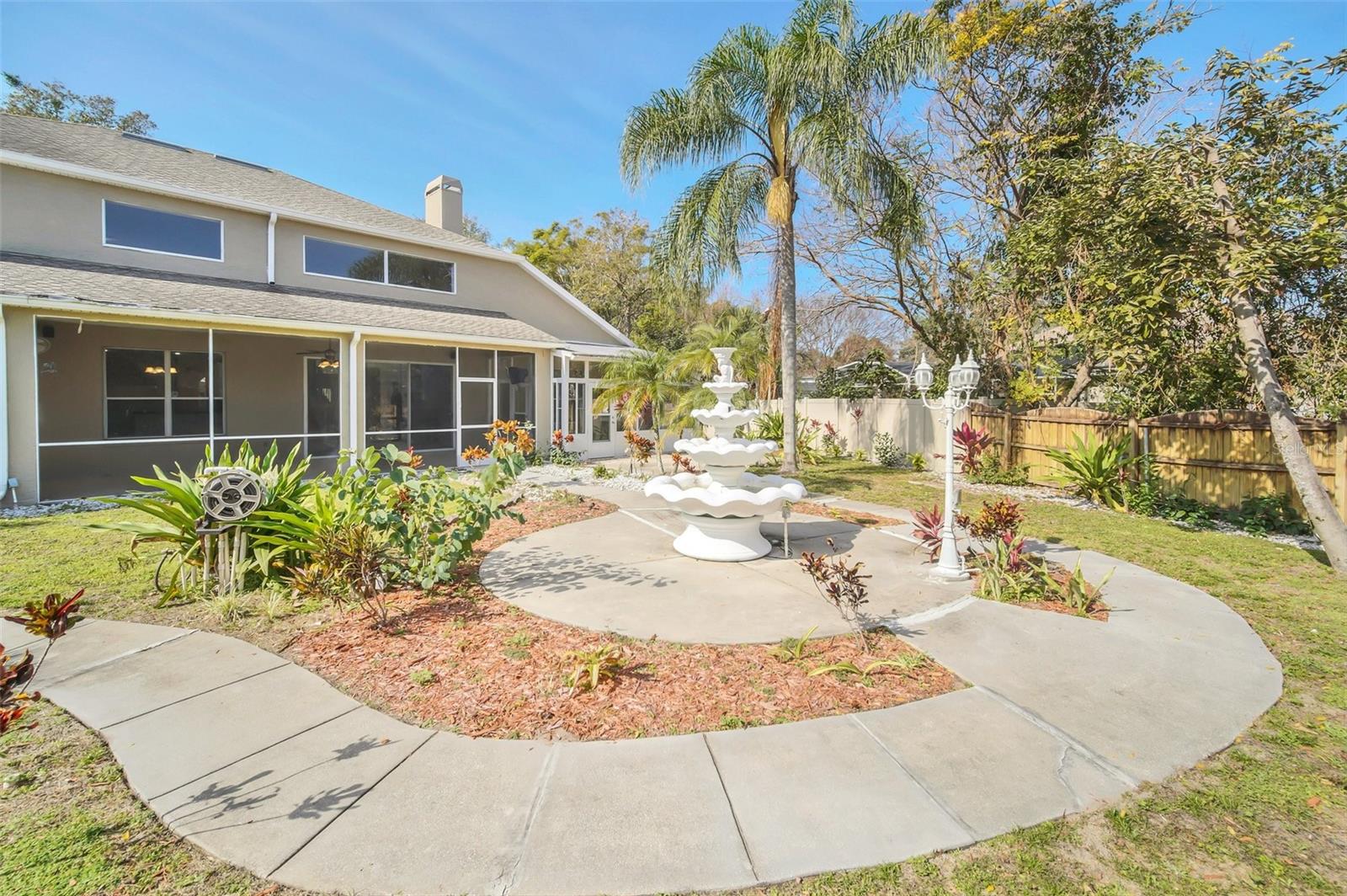 Image 42 of 45 For 10125 Foxhurst Court