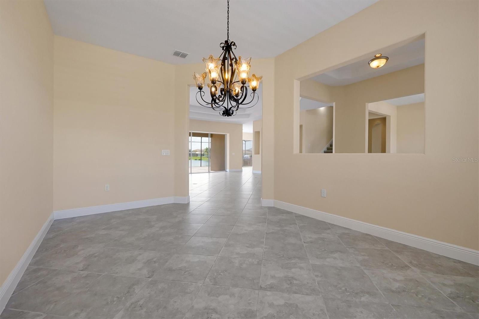 Image 13 of 52 For 870 Spinnaker Way