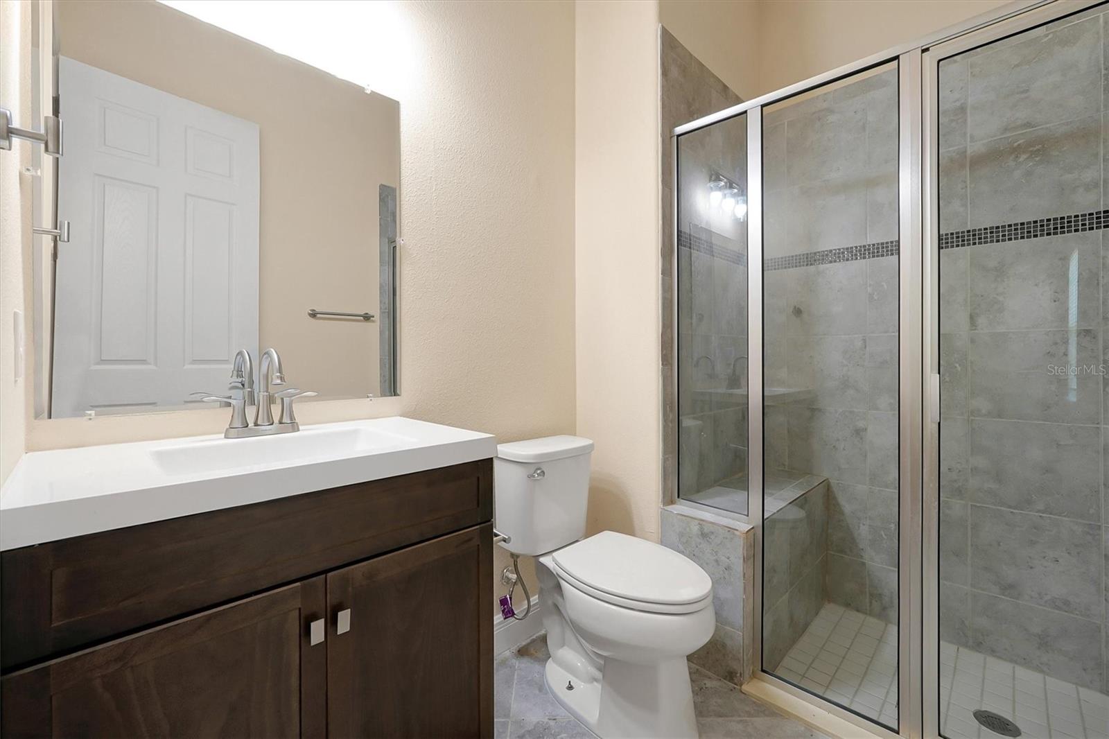 Image 34 of 52 For 870 Spinnaker Way