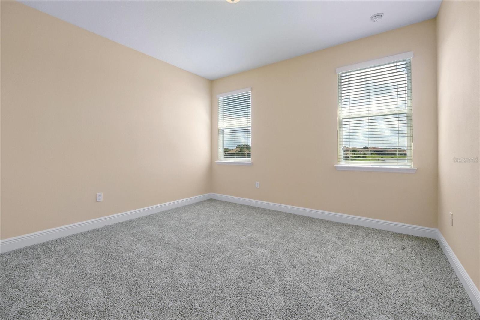 Image 35 of 52 For 870 Spinnaker Way